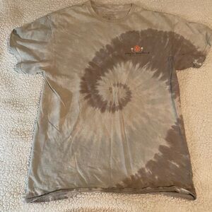 Simply Southern Tan Tie-Dye Women’s size medium Shirt